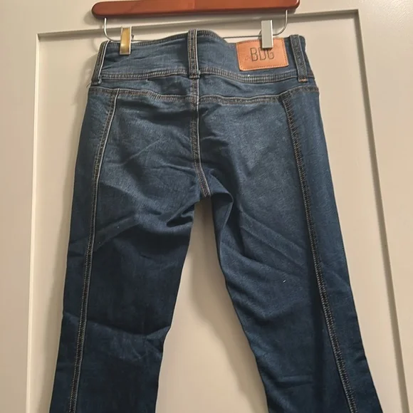 BDG low rise, boot cut jeans, 26 - Picture 3 of 3